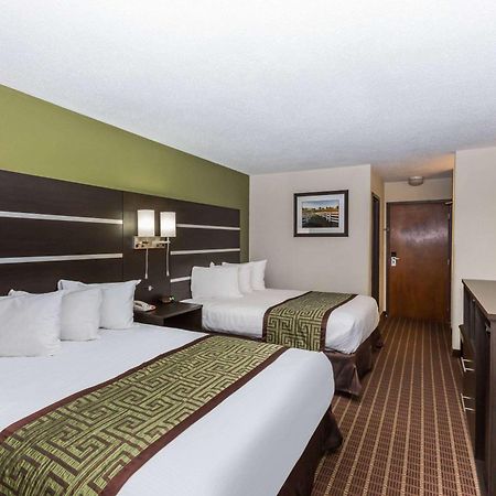 Baymont By Wyndham Louisville South I 65 Brooks Exteriér fotografie