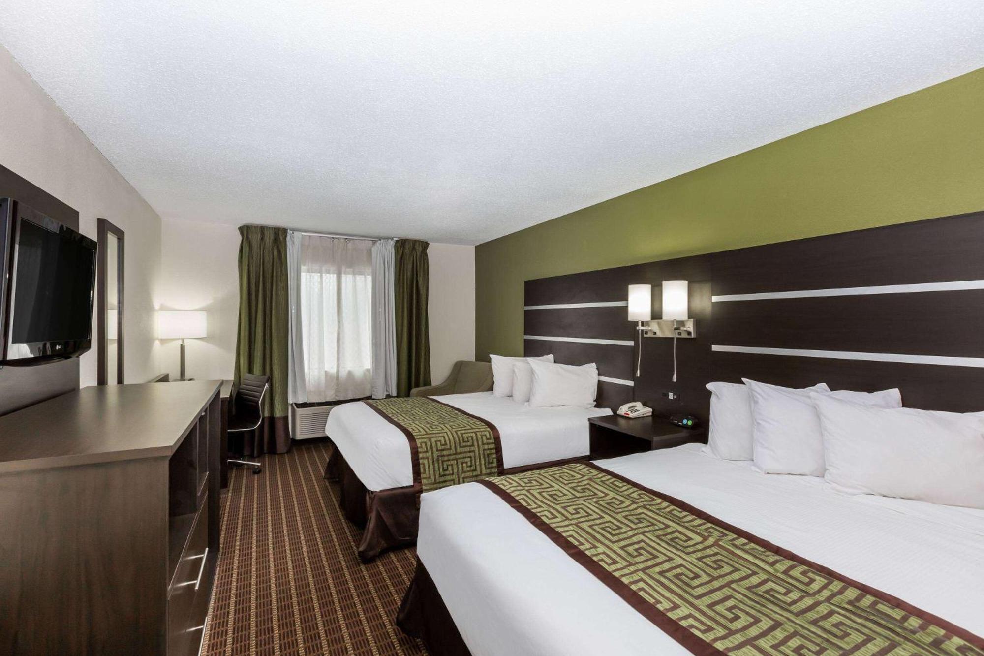 Baymont By Wyndham Louisville South I 65 Brooks Exteriér fotografie
